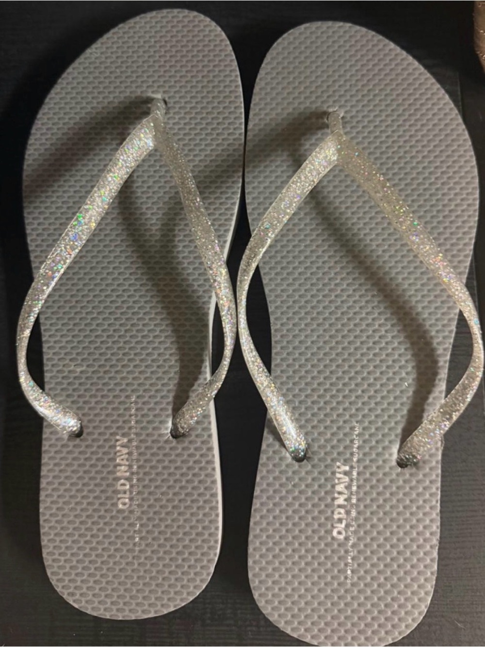 Old Navy Women's Sparkle White Flip Flop Sandals